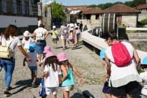 Mais de um milhar de crianças percorre "rotas improváveis" em Guimarães