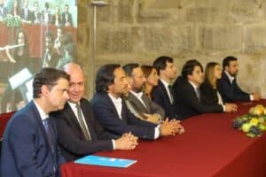 Saída de Firmino vai provocar primeira mexida no executivo de Ricardo Rio