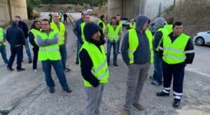 Motoristas em greve por tempo indeterminado