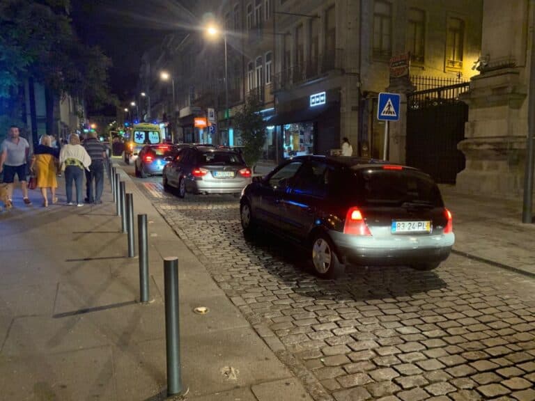 Braga para Todos apela ao fim do estacionamento na Rua dos Chãos