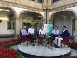 Durante um mês vai ser mais cool beber um copo de vinho verde em Braga