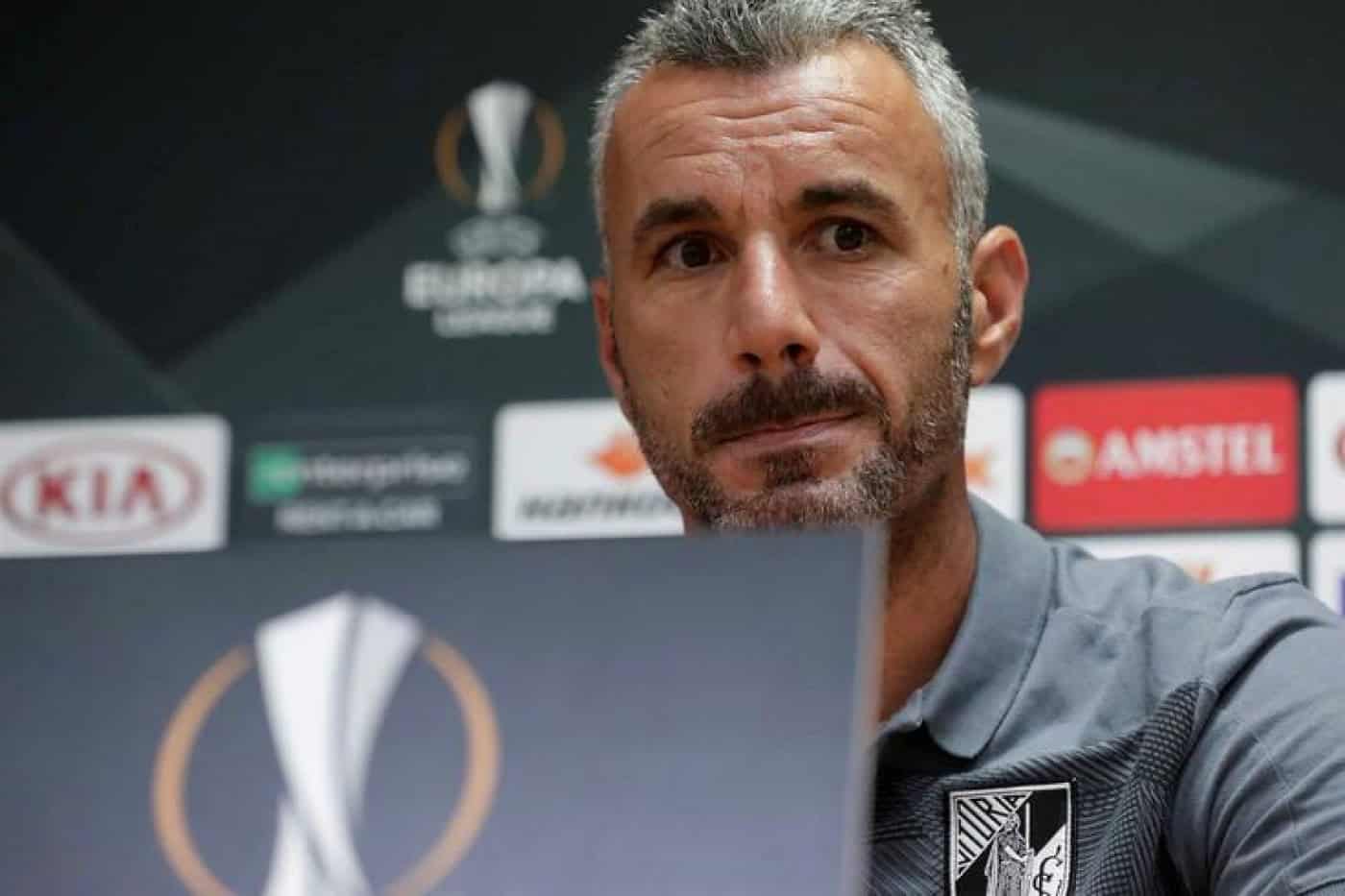 Ivo Vieira promove três alterações para o jogo frente ao&nbsp;Standard de Liège