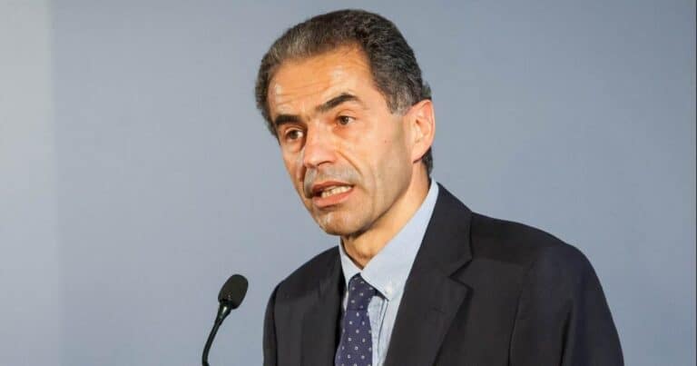 "Aumento brutal" da actividade científica justifica atraso no reembolso