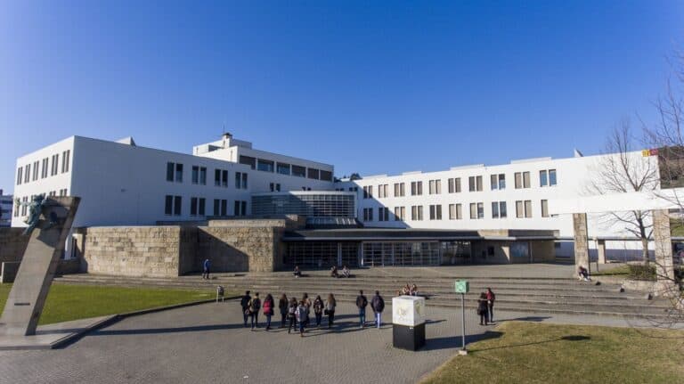 Conferência sobre sustentabilidade reúne participantes de 30 países na UM