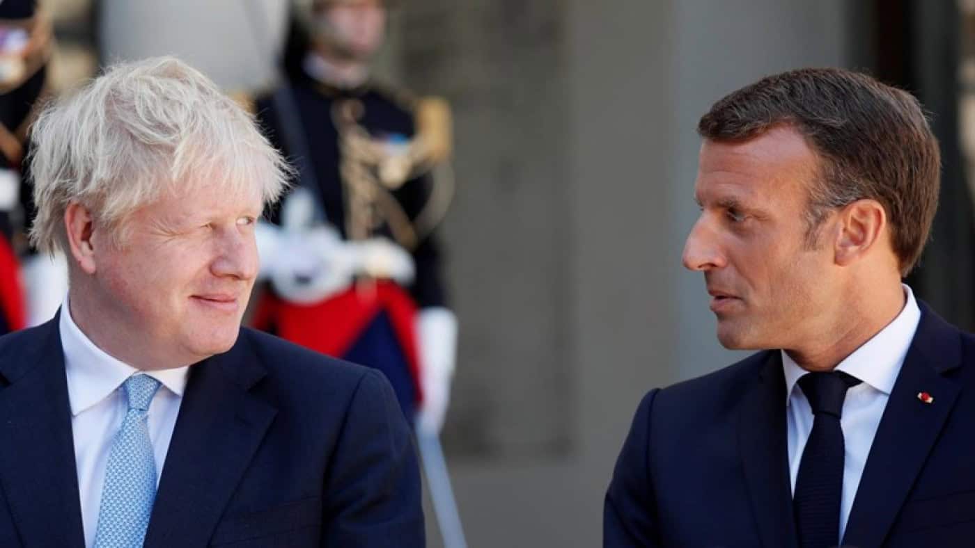 Macron aceita adiar Brexit por três meses
