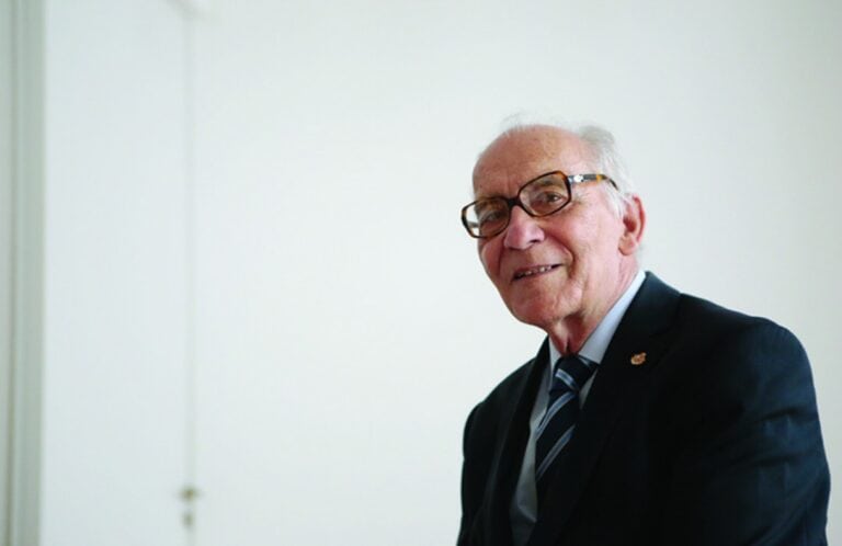 Bernardo Reis distinguido pela Academia Portuguesa da História