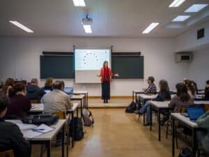 Especialista da Universidade de&nbsp;Birmingham esteve na UMinho para partilhar métodos