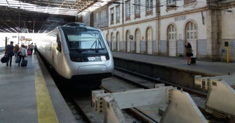 Modernização das linhas do Norte é uma prioridade para os autarcas