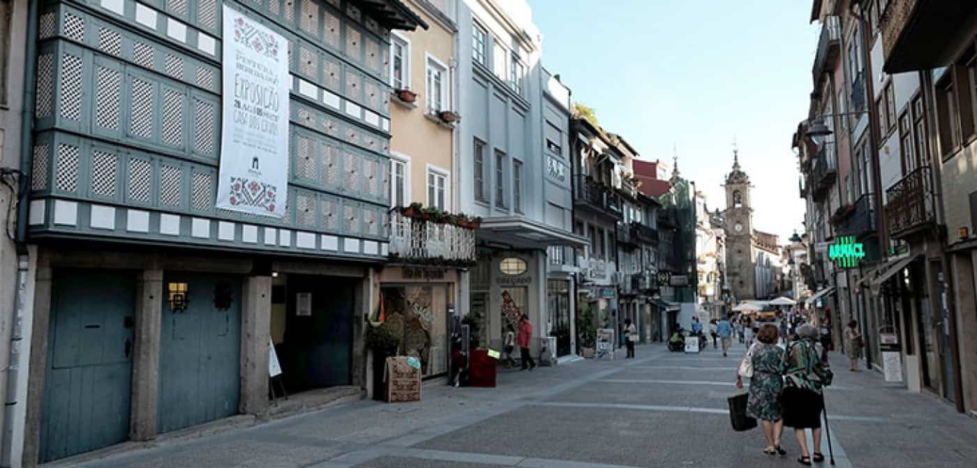 Casa dos Crivos acolhe exposição "Mundos Imaginários"