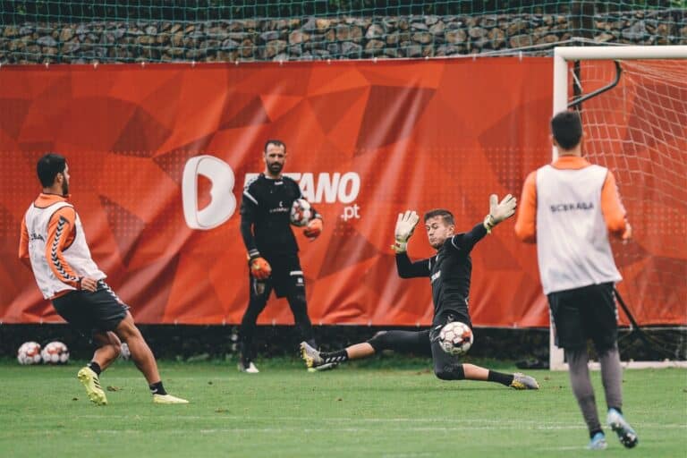 SCB prepara-se para Bratislava