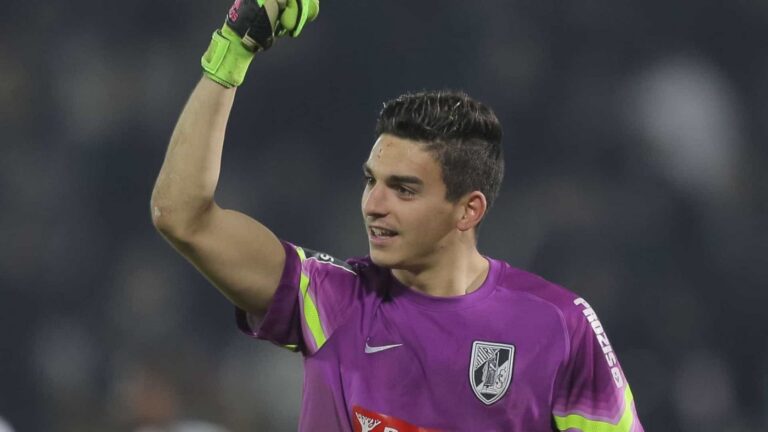 Liga Europa. Ivo Vieira aposta em Miguel Silva e Musrati no derradeiro jogo