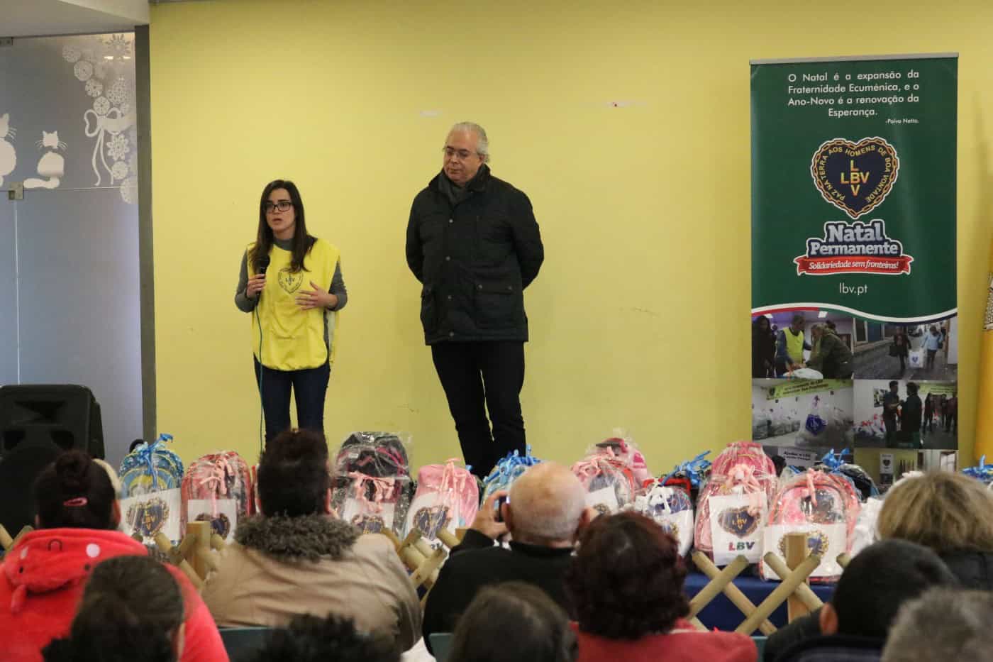 Instituição solidária entrega 50 cabazes de Natal a famílias bracarenses