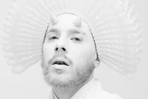 Conan Osiris fecha o ano no Theatro Circo