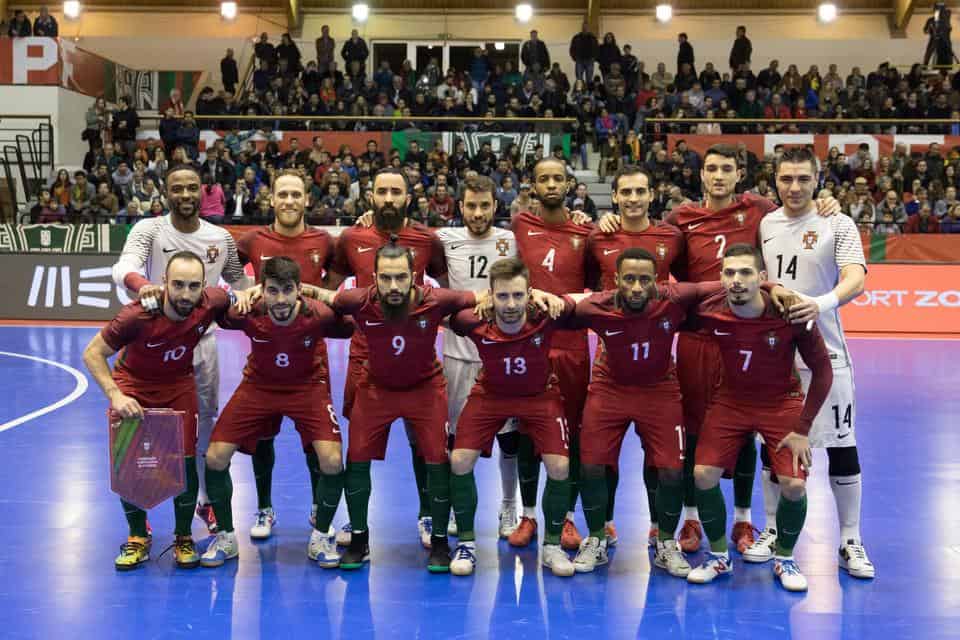 Portugal tenta regressar hoje à final do Europeu de futsal