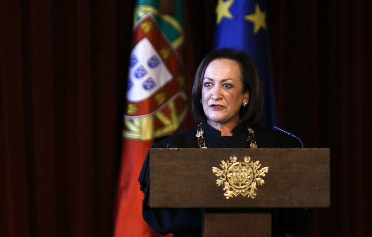 "Poder e corrupção" em debate no Paço dos Duques