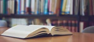 "O livro é o que nos salva!"