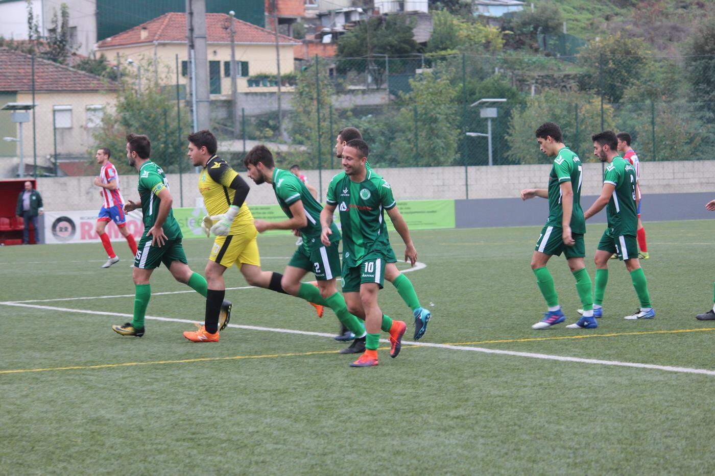 SEF faz detenções em clube de Braga