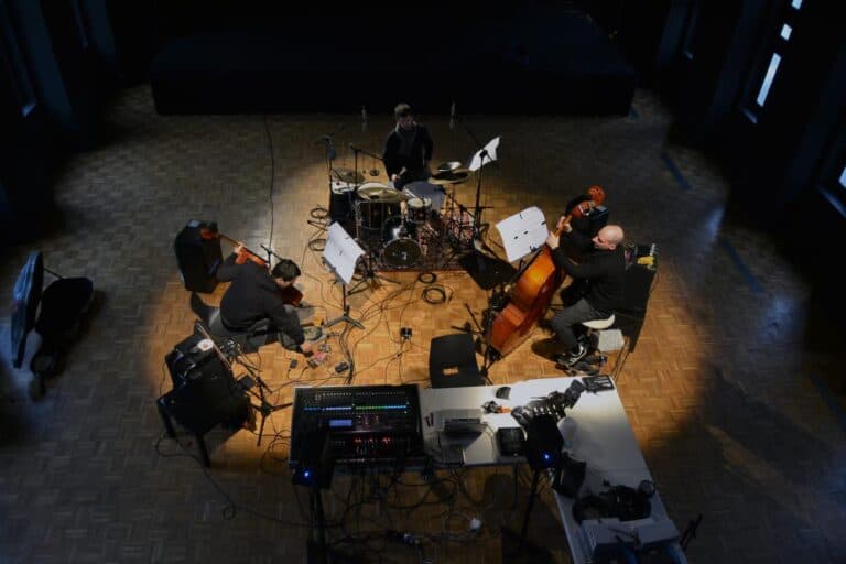 60 residências artísticas depois, o gnration não abranda