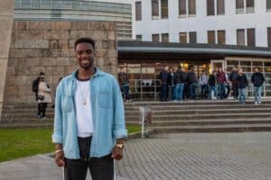 Como ter pele negra afecta a vida de um jovem em Braga?