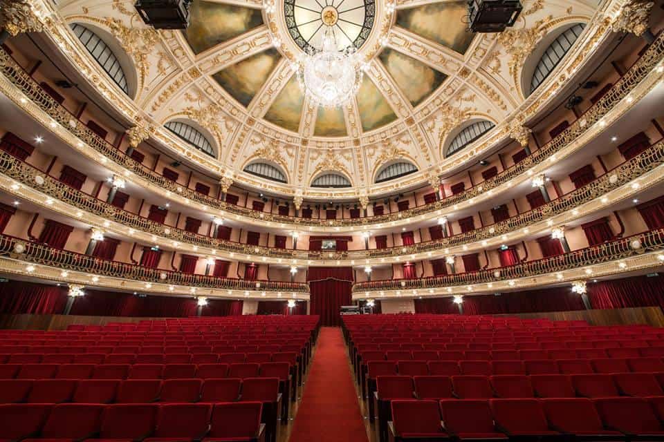 Para o Guia dos Teatros, a sala do Theatro Circo é a melhor