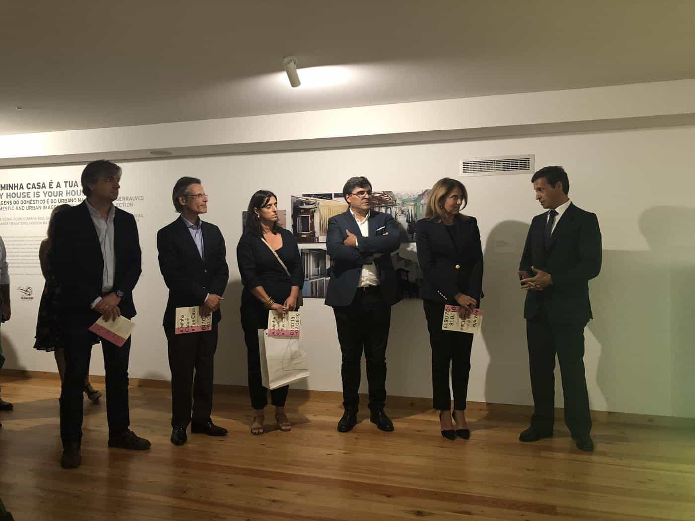 Exposição de Serralves na Devesa até Junho