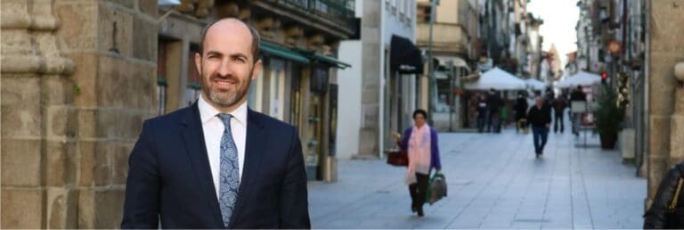 ACB critica falta de fiscalização e preço do estacionamento