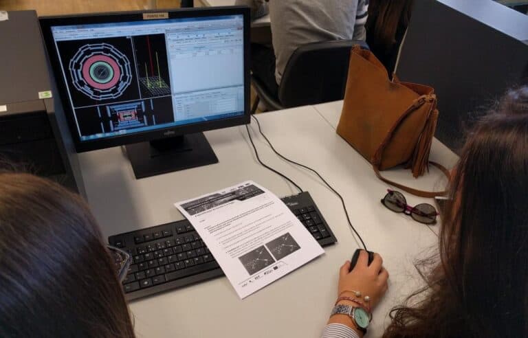 UMinho desperta curiosidade pela Física das Partículas
