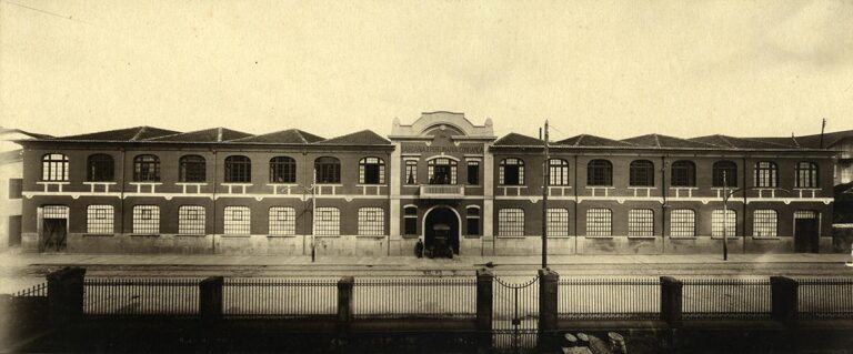 Confiança. Familiares apelam à suspensão da hasta