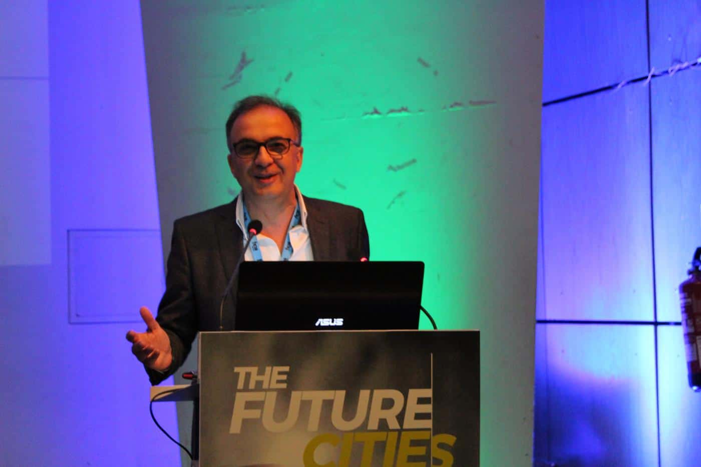 "Como distribuir os turistas do Porto pelo resto do Norte?"