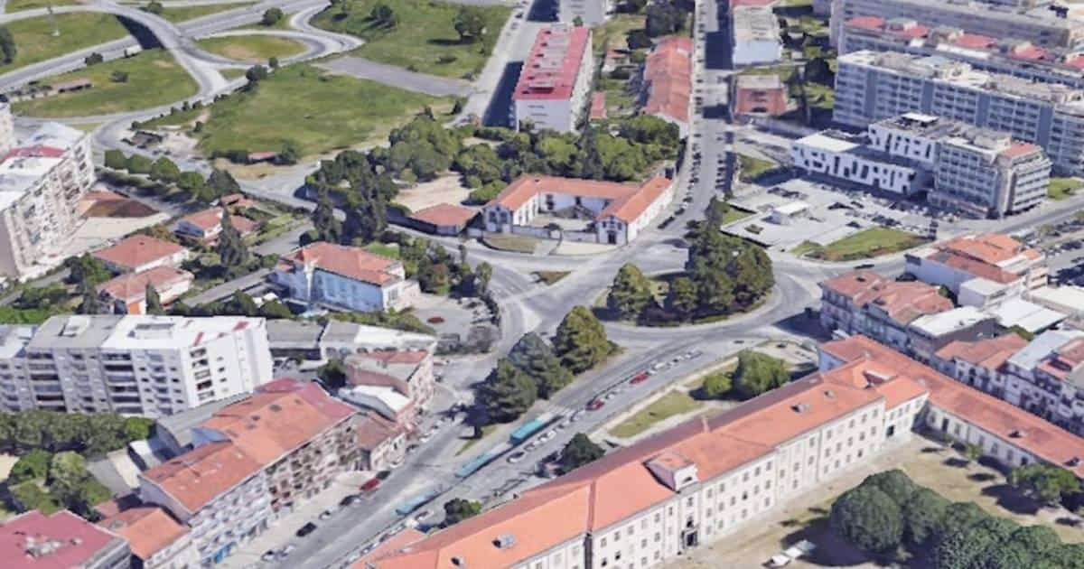 Oposição levanta questões às soluções para o Nó de Infias