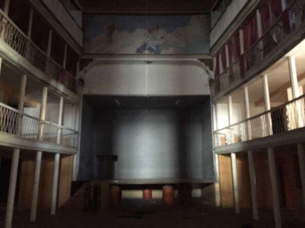 Teatro de Portalegre à venda no OLX