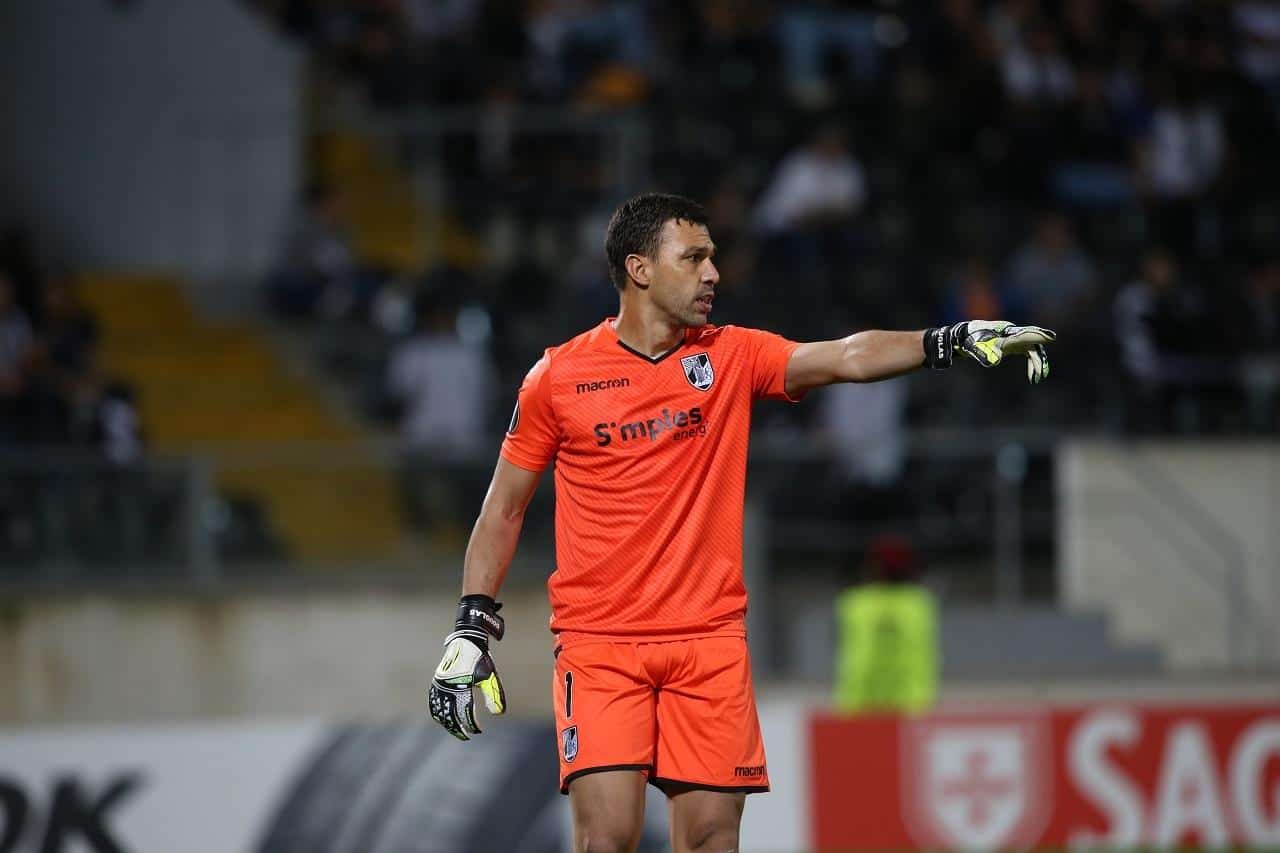 Douglas: “Nunca tive vontade de sair do Vitória SC”