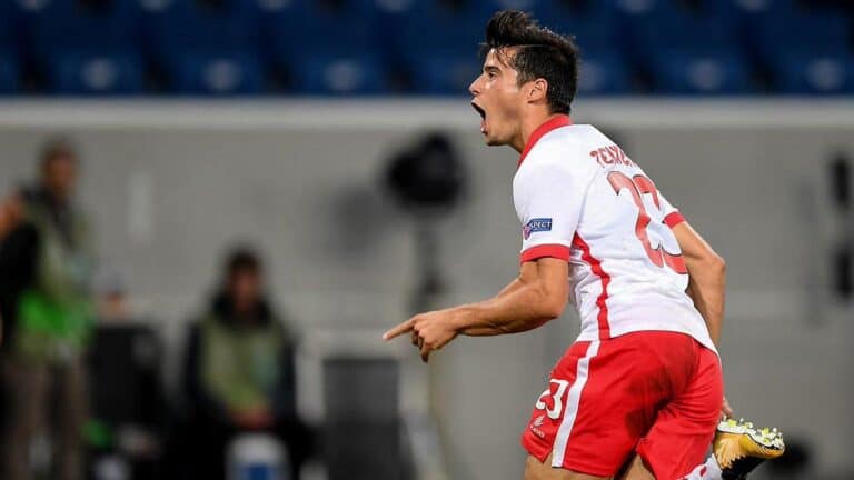 João Carlos Teixeira surpresa na apresentação do Vitória SC