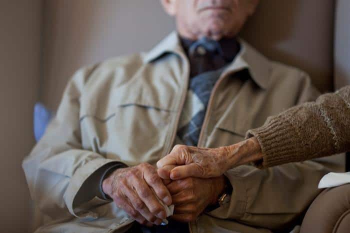 UMinho desenvolve estudo sobre cuidadores informais