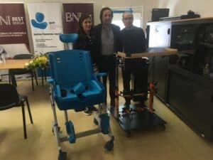 Jantar solidário ajuda doentes com paralisia cerebral