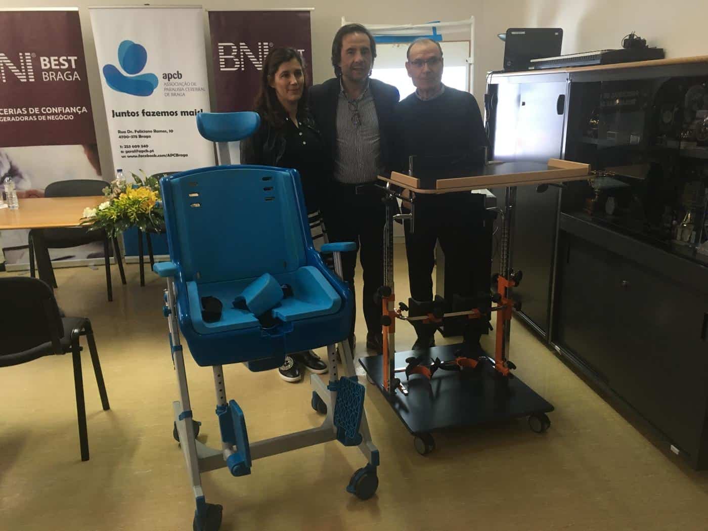 Jantar solidário ajuda doentes com paralisia cerebral