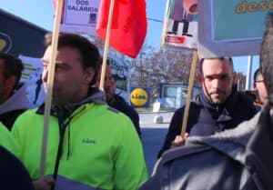 "Dia de luta" contra condições precárias no LIDL Famalicão