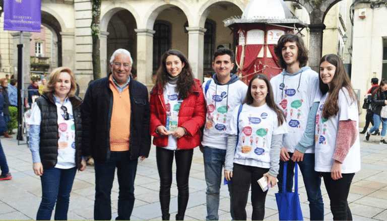 75 voluntários de Braga vão ajudar 5 mil turistas na cidade