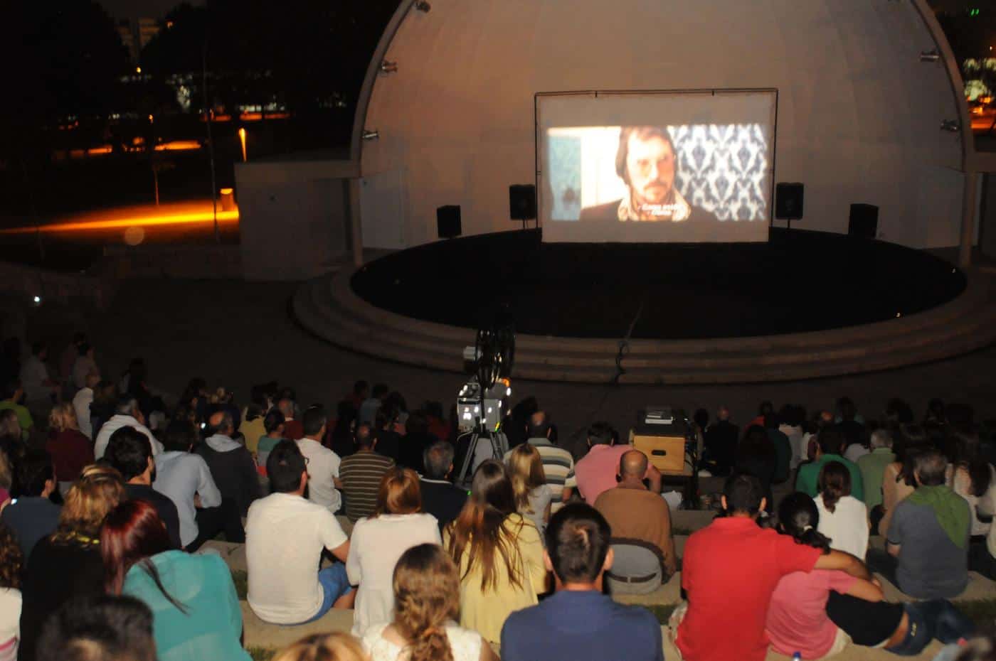 Cinema ao ar livre anima noites de Verão em Famalicão