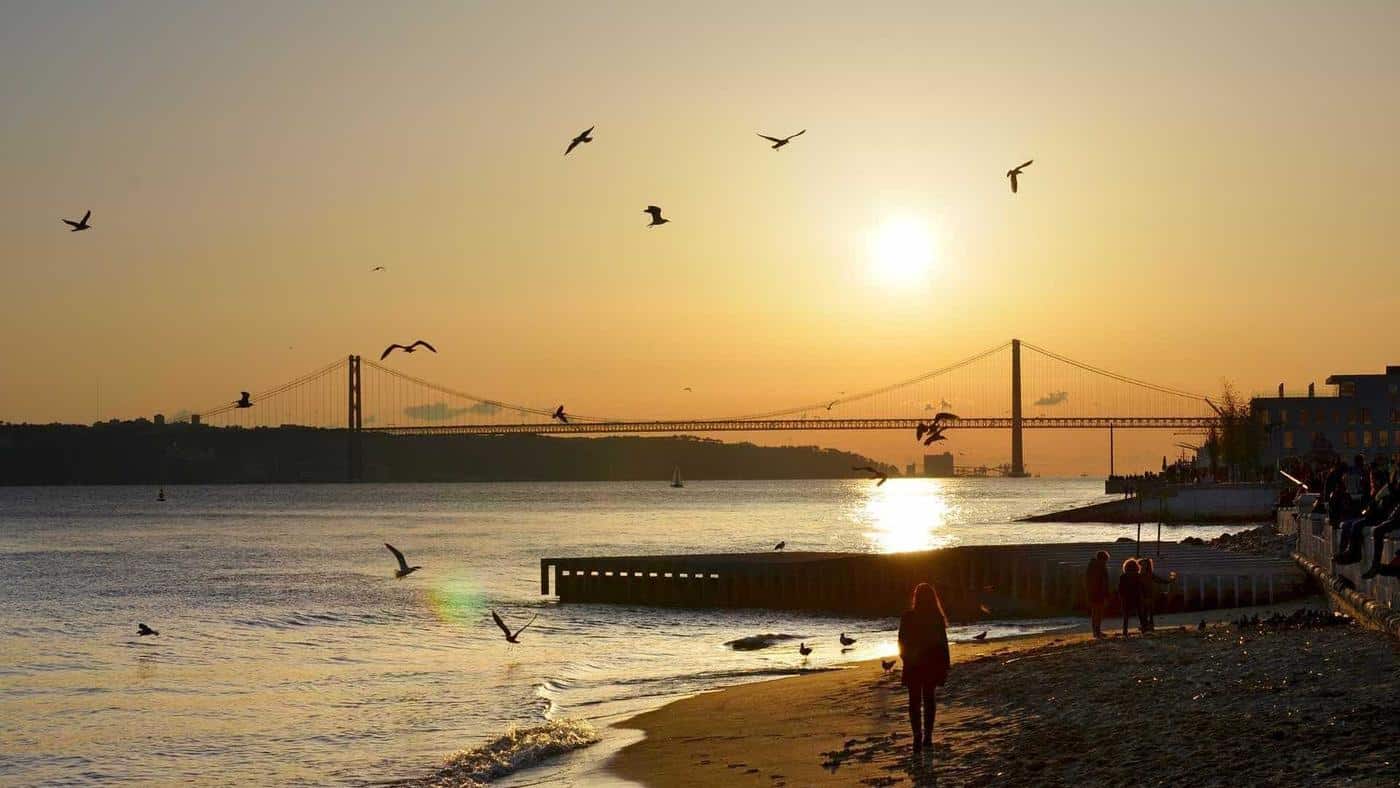 Sol e temperaturas a rondar os 18 graus esta semana