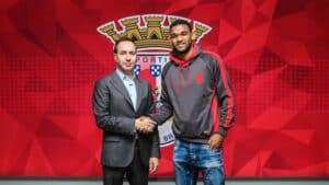 Bruno Viana assina por cinco temporadas